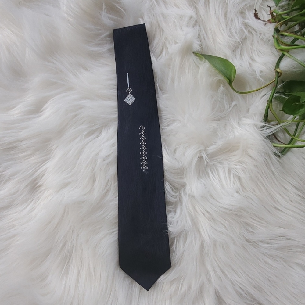 Vintage Navy Neck Tie With Embroidered Blue Details